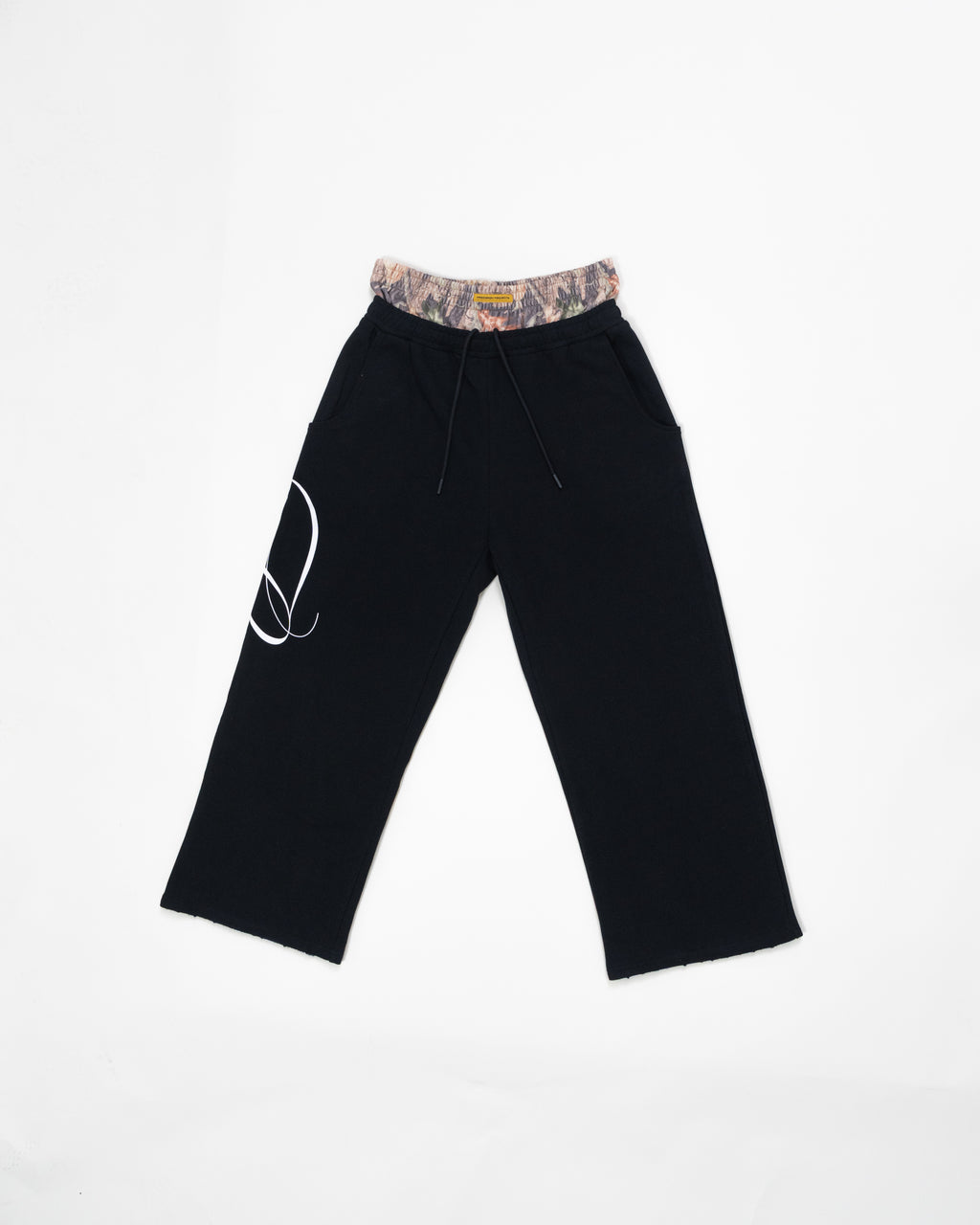 Mutiara Sweats